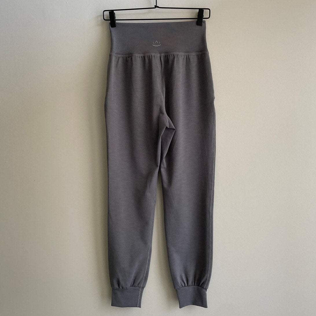 Beyond Yoga Rib Midi Joggers (S)