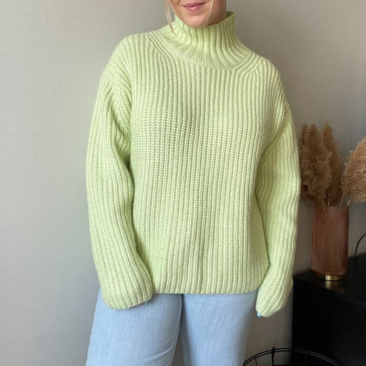 Ann Taylor Turtleneck Sweater (M)