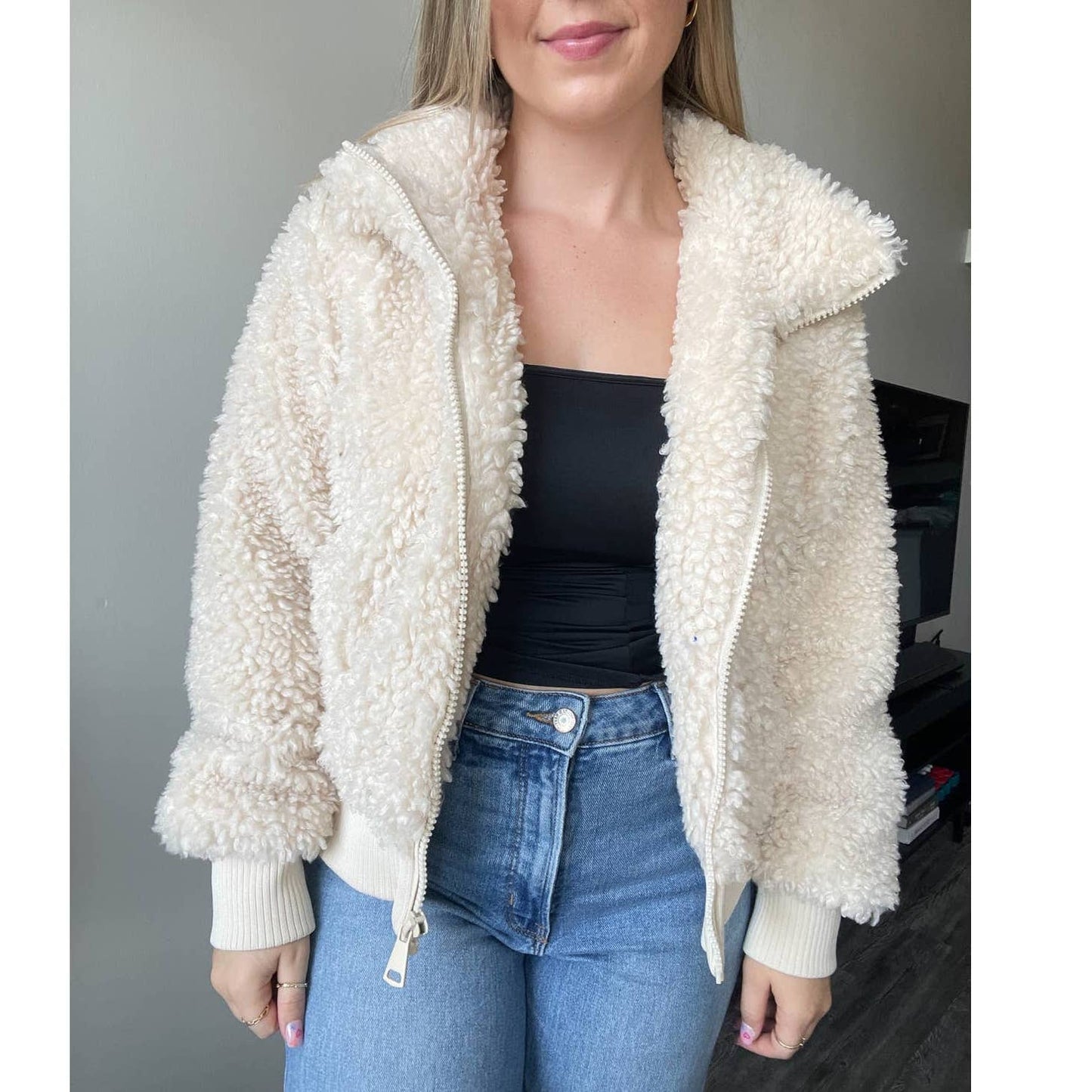 Zara Sherpa Jacket (M)